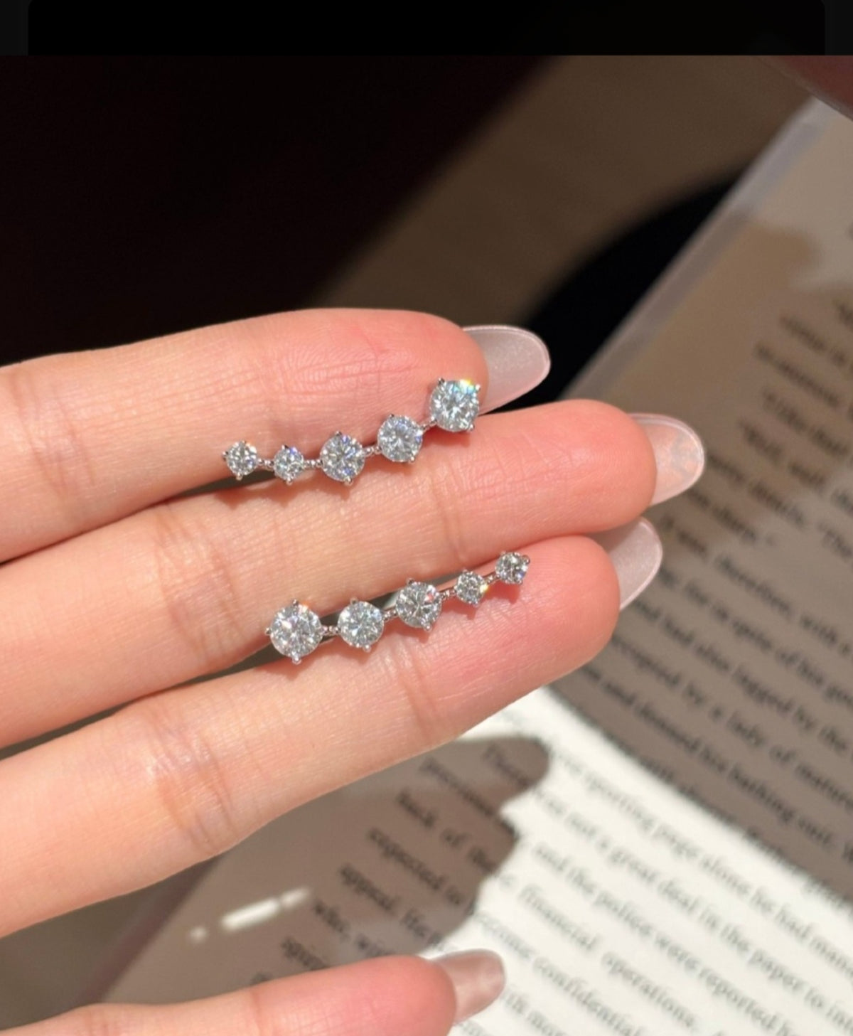 Stylish Moissonite earring